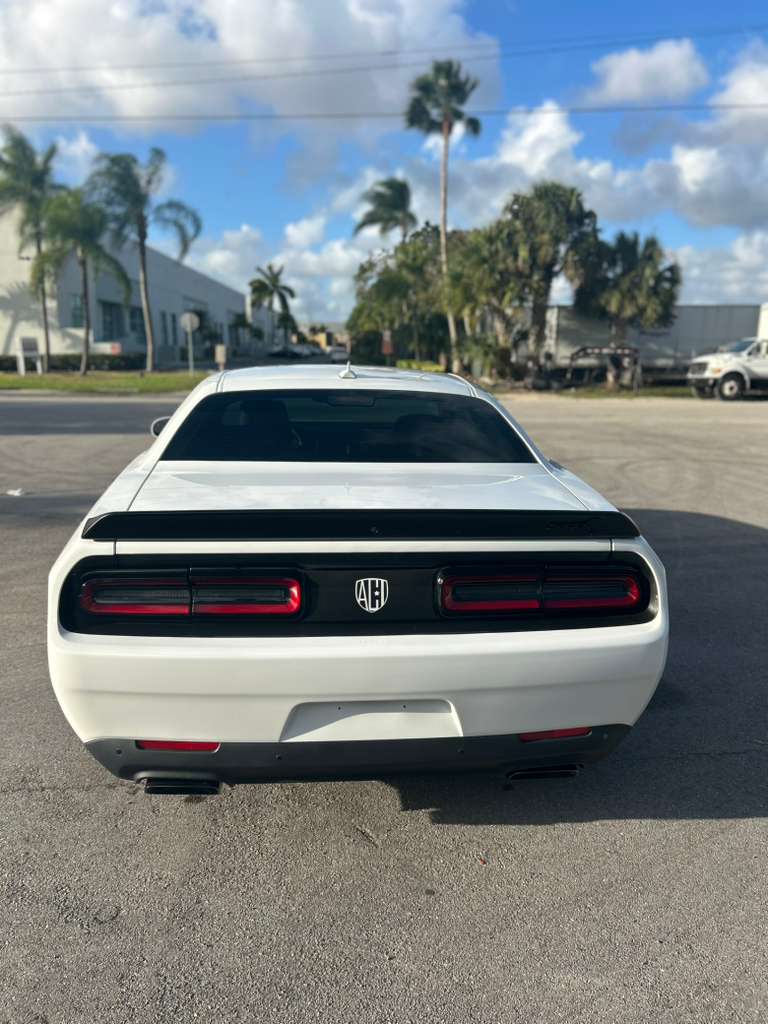 2023 Dodge Challenger SRT - Photo 7