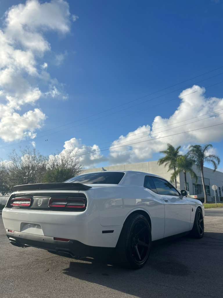 2023 Dodge Challenger SRT - Photo 9