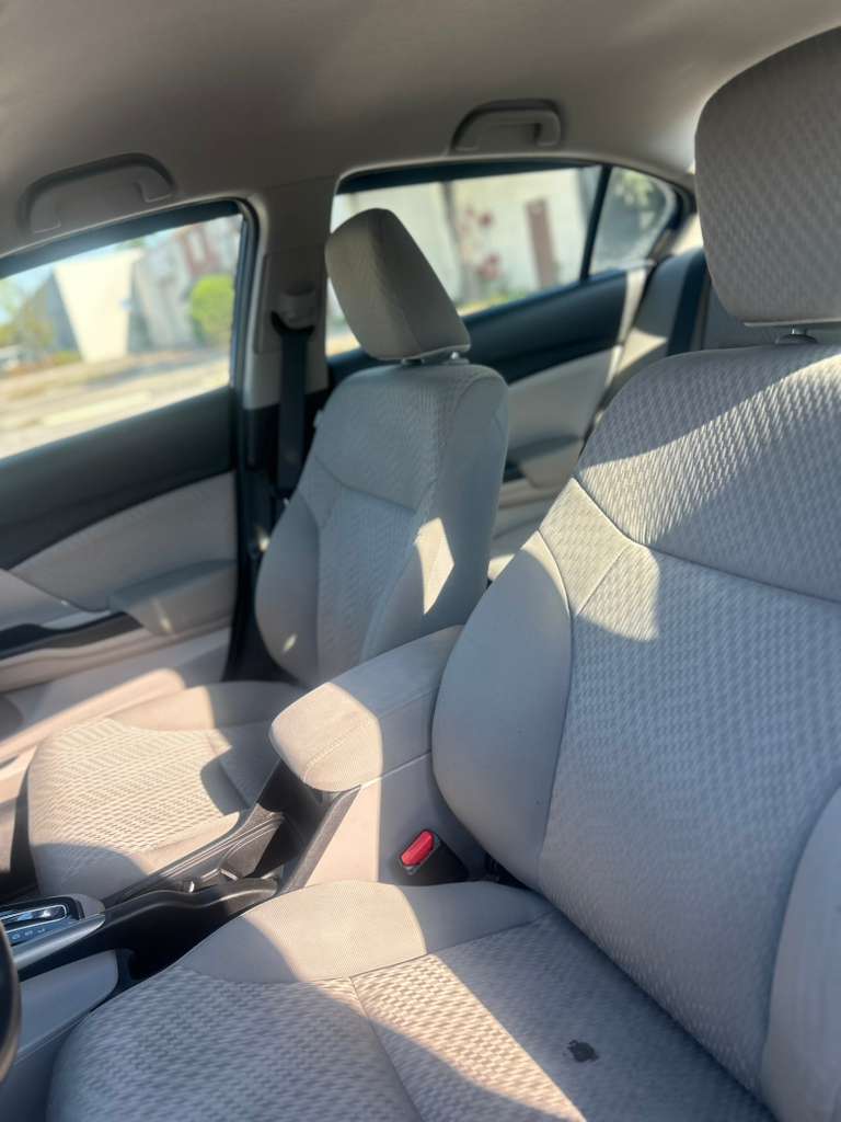 2015 Honda Civic LX - Photo 9