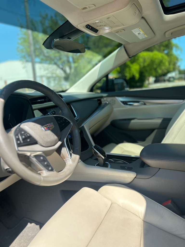 CADILLAC XT5