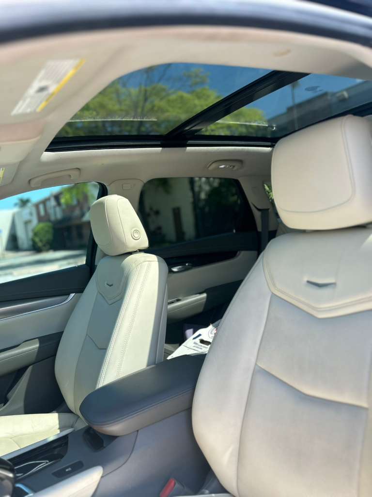 CADILLAC XT5