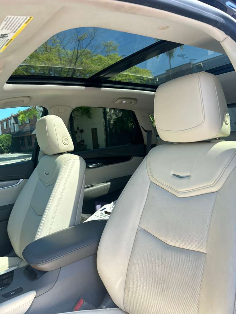 CADILLAC XT5